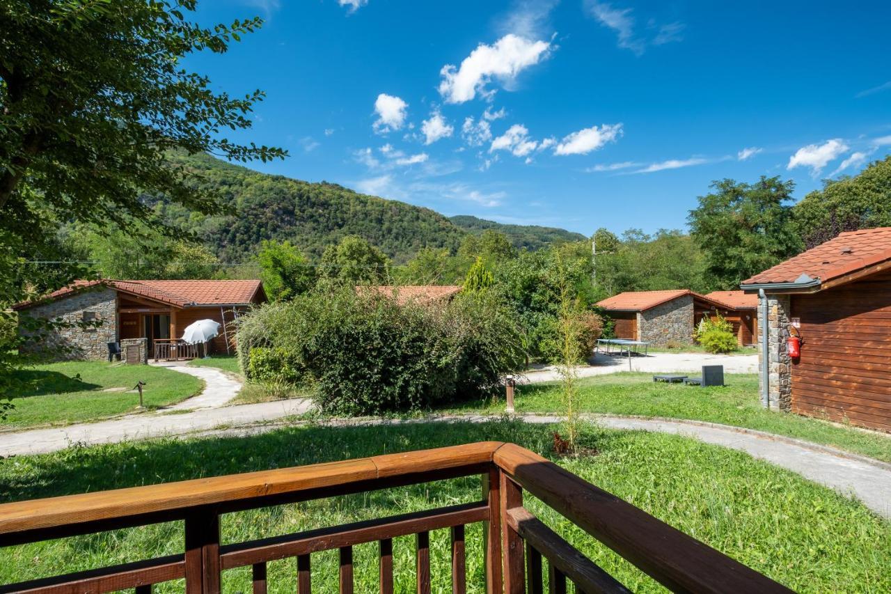 Le Hameau Du Comte De Foix - 11 Chalets En Ariege Mercus-Garrabet Bagian luar foto