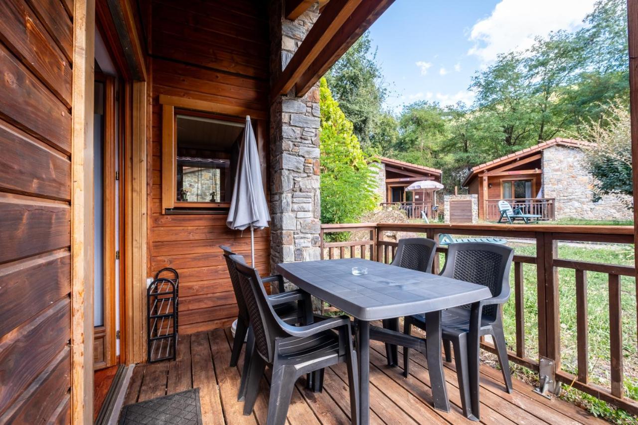 Le Hameau Du Comte De Foix - 11 Chalets En Ariege Mercus-Garrabet Bagian luar foto